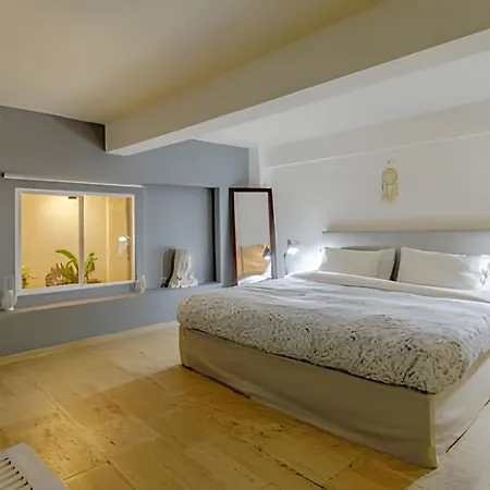 Apartment Luxury Duplex Retreat, Aldaba Selection *