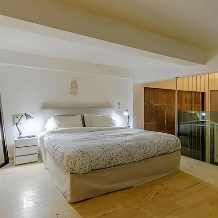 Apartment Luxury Duplex Retreat, Aldaba Selection *
